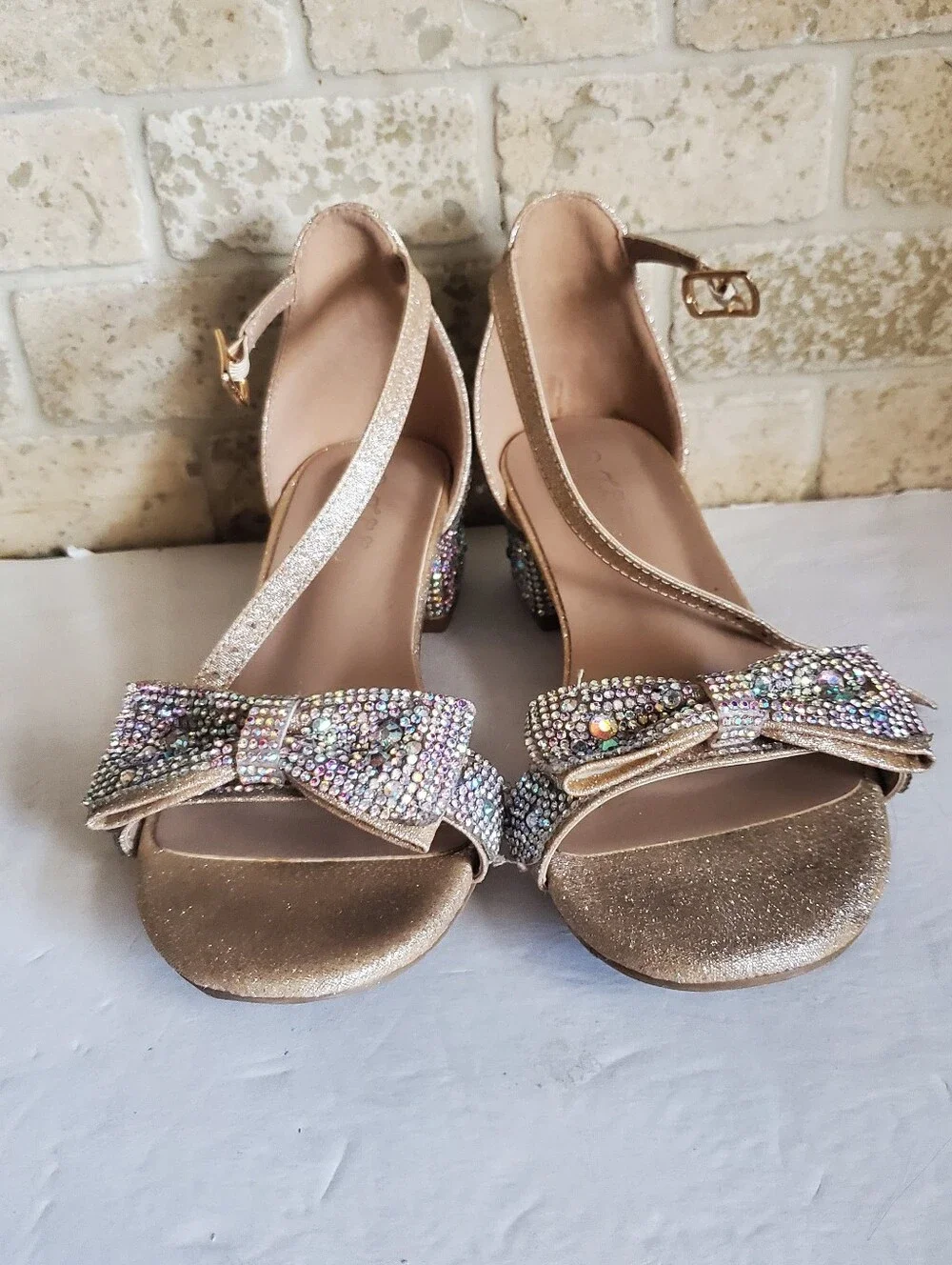 Excellent Condition Girl's Rhinestone Shoes - Picture 4 of 9